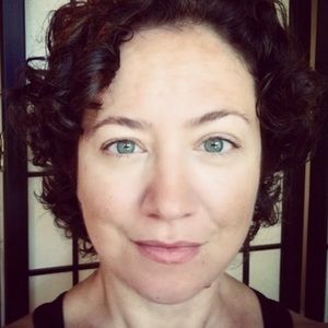 Meet your Posher, Antonia